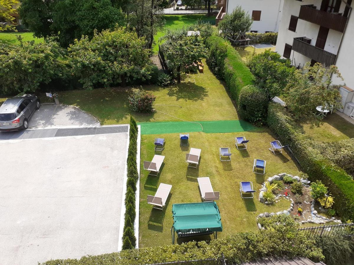 Park Residence Imperator 加里索洛 外观 照片